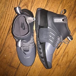 Nike air presto mid utility
